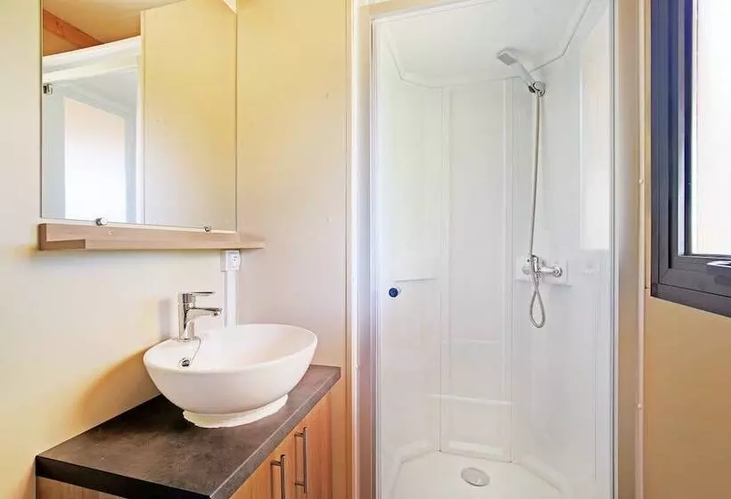 ホテル Huttopia Etang De Fouché