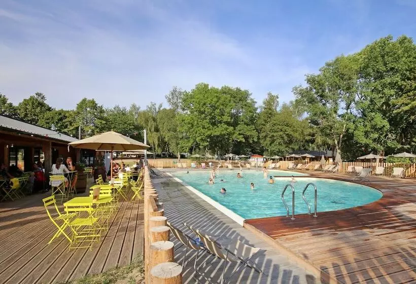 ホテル Huttopia Etang De Fouché