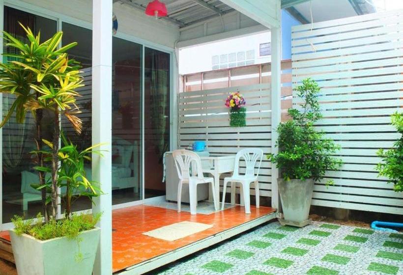 Otel Oyo 841 Lom Talay Resort