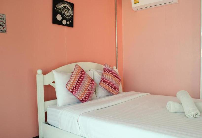 Otel Oyo 841 Lom Talay Resort