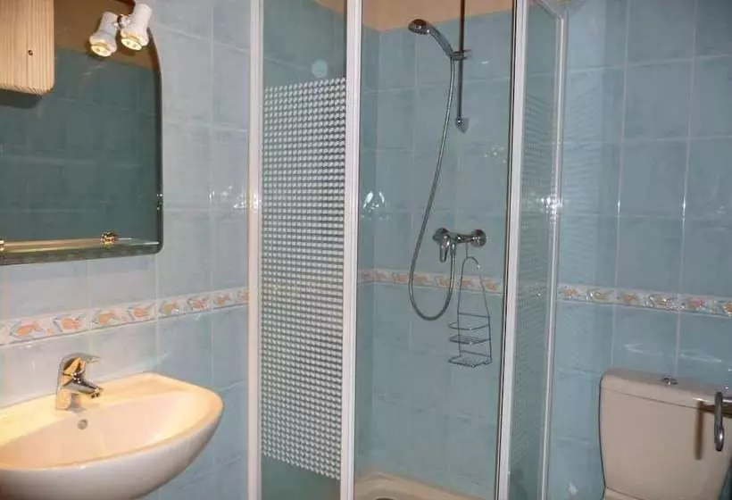 L Oustal By Gites De France