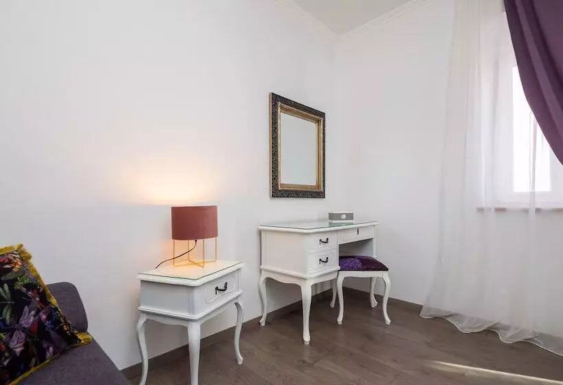Pensión Romantic Luxury Rooms