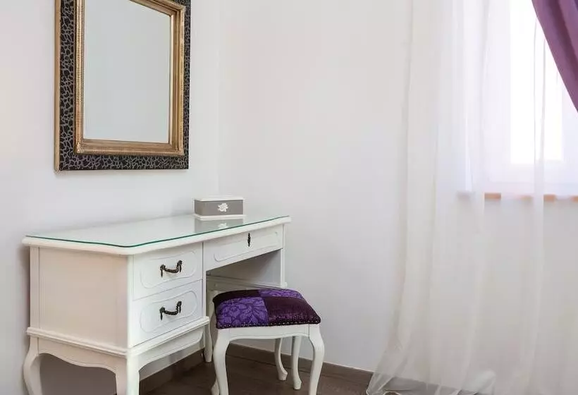 Pensión Romantic Luxury Rooms
