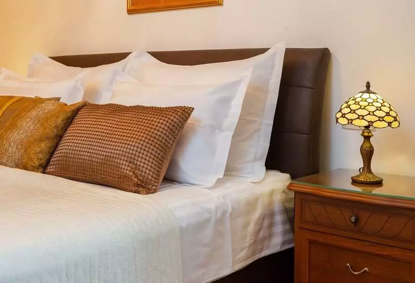 Pensión Romantic Luxury Rooms
