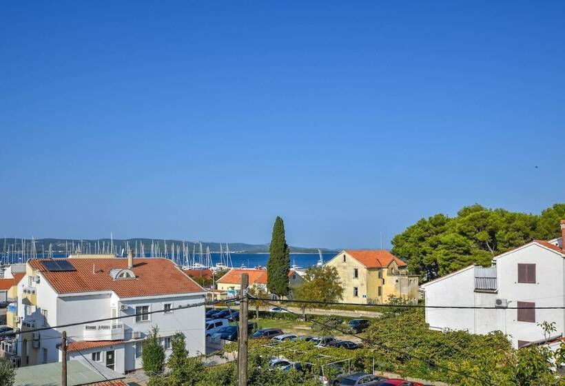 Apartments Grapevines