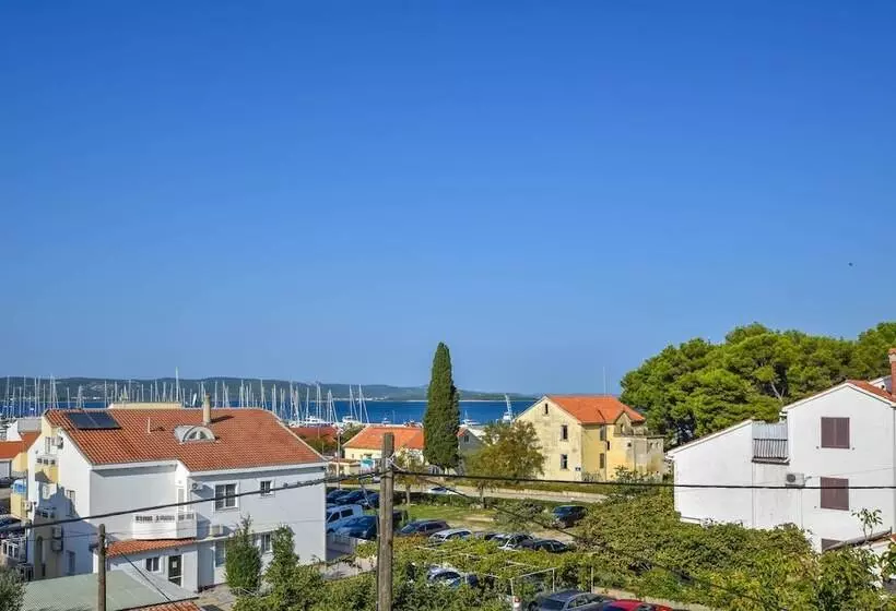 Apartments Grapevines