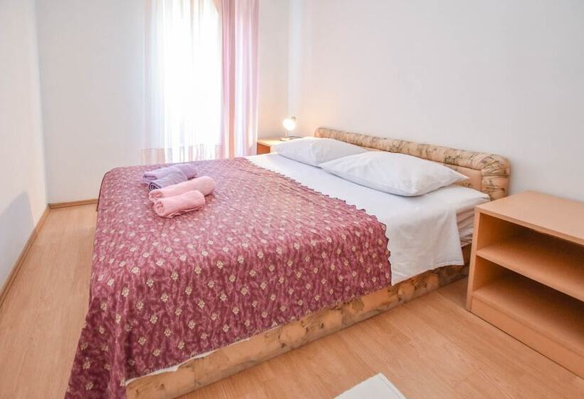 Apartments Grapevines