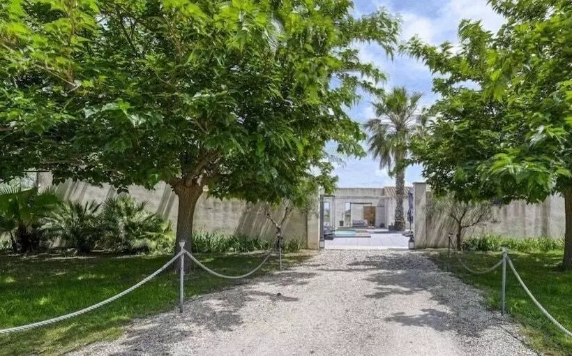 Aamiaismajoitus (B&B) Mas Sainte Marie   Private Hot Tub Suites