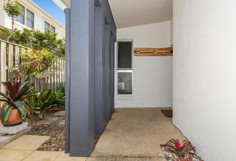 Casuarina Dreaming Townhouse With Pool