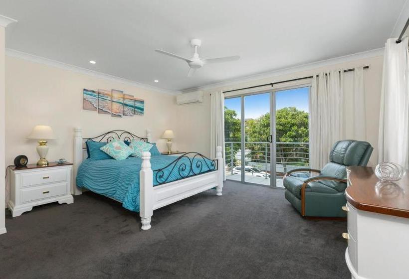 Casuarina Dreaming Townhouse With Pool