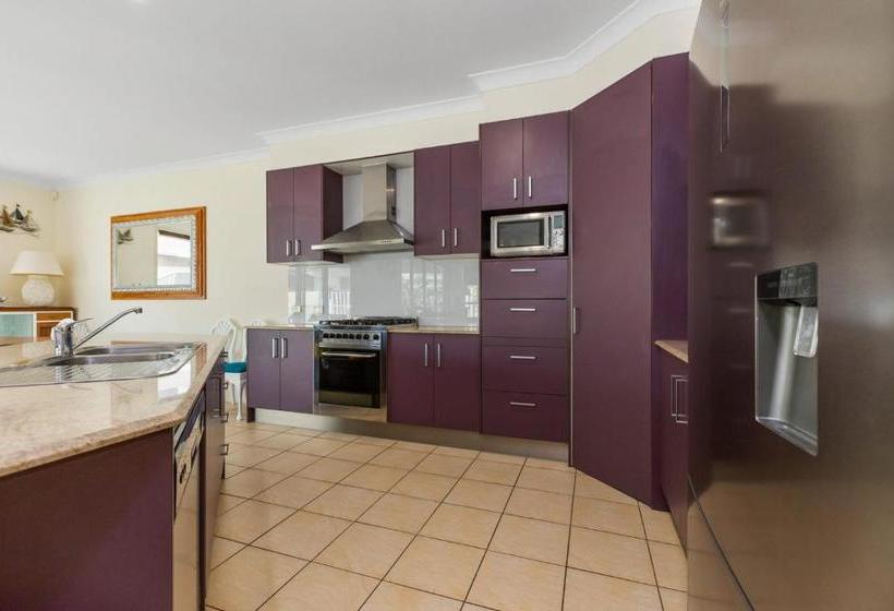 Casuarina Dreaming Townhouse With Pool