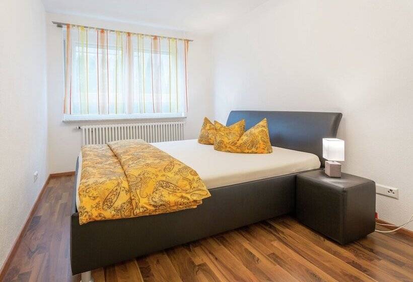 Gorgeous Apartment In Markdorf With Swimming Pool