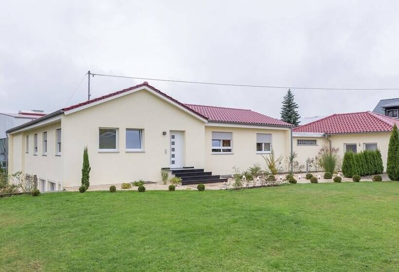 Gorgeous Apartment In Markdorf With Swimming Pool