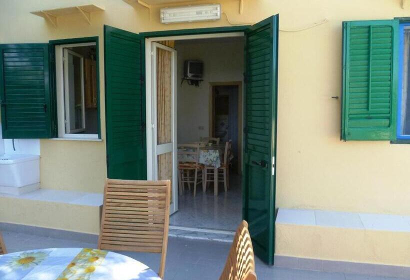 בית מלון כפרי Ariston