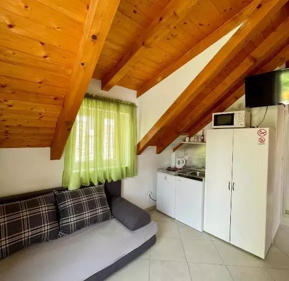 Pensió Guesthouse Kresic