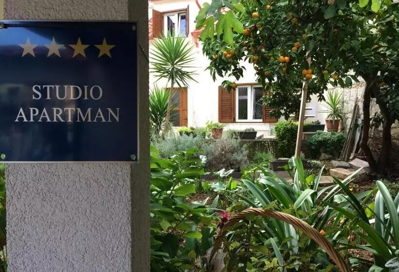 Pensió Guesthouse Kresic