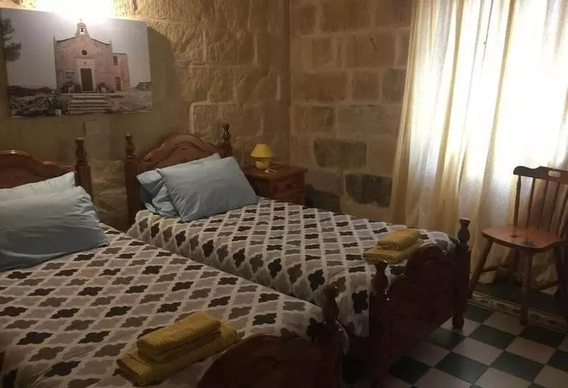 پانسیون Ta Lorenzo