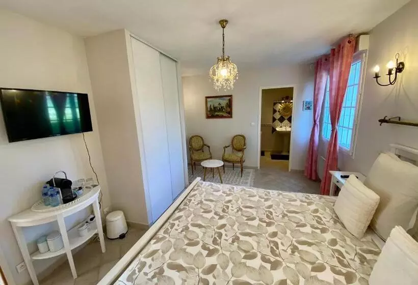 Sans Souci Bed And Breakfast Luxe Heated Pool And Restaurant