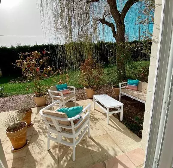 Sans Souci Bed And Breakfast Luxe Heated Pool And Restaurant