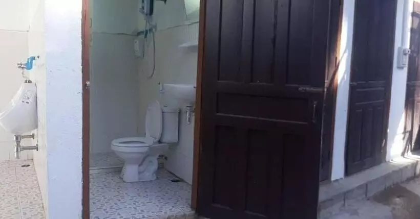 Ba'mi Thakhek Hostel