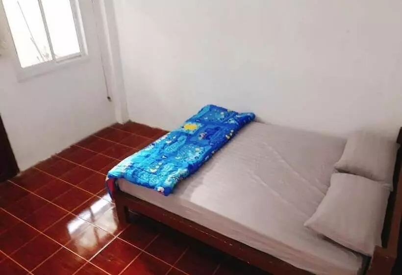 Ba'mi Thakhek Hostel