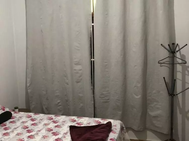 تختخواب و صبحانه Bethesda Hostel Corumbá
