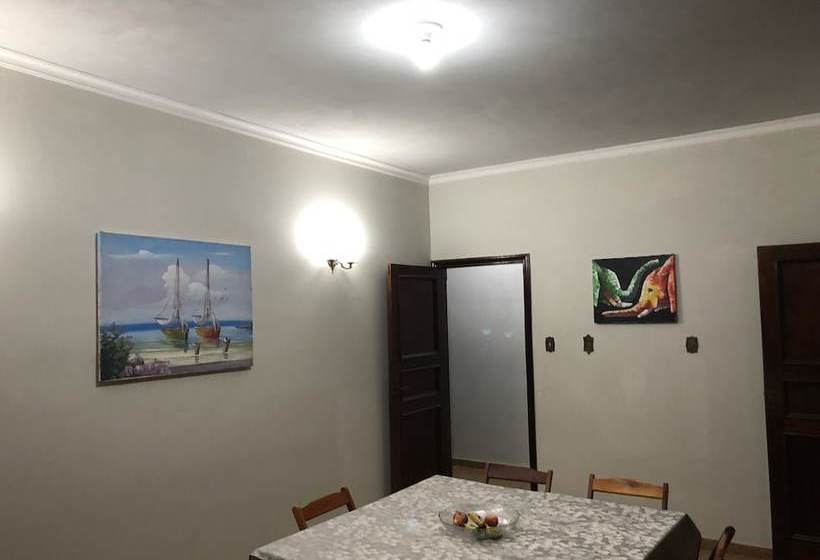 Bed & Breakfast Bethesda Hostel Corumbá