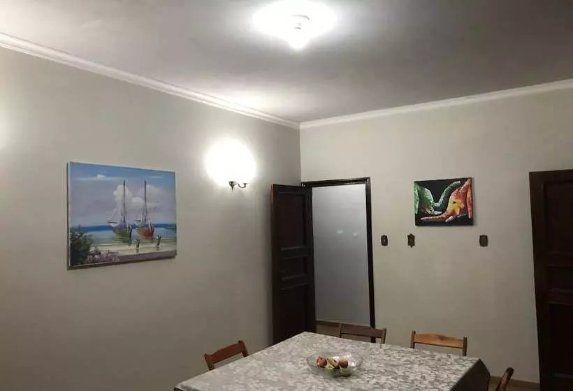 تختخواب و صبحانه Bethesda Hostel Corumbá