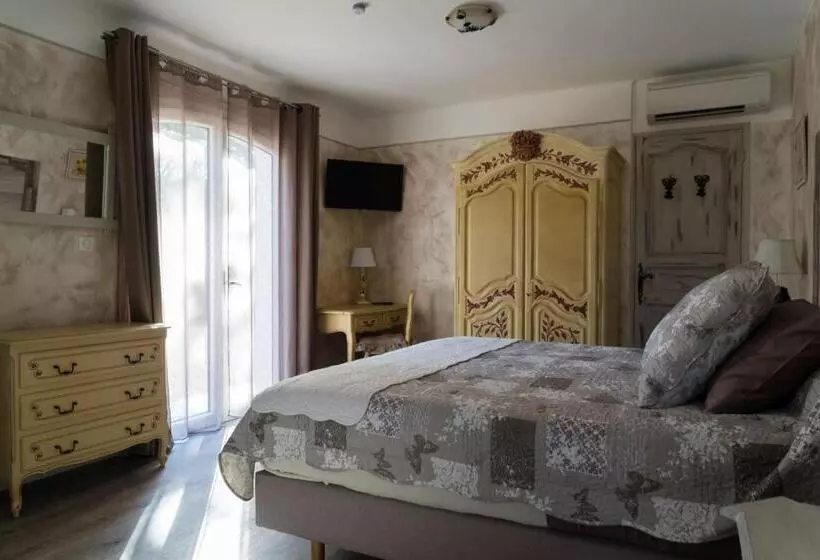 ベッドアンドブレックファースト Hôtes Antic Provence