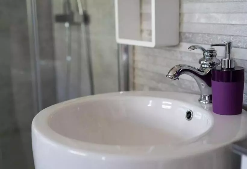 ベッドアンドブレックファースト Hôtes Antic Provence