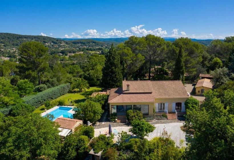 مبيت وإفطار Hôtes Antic Provence