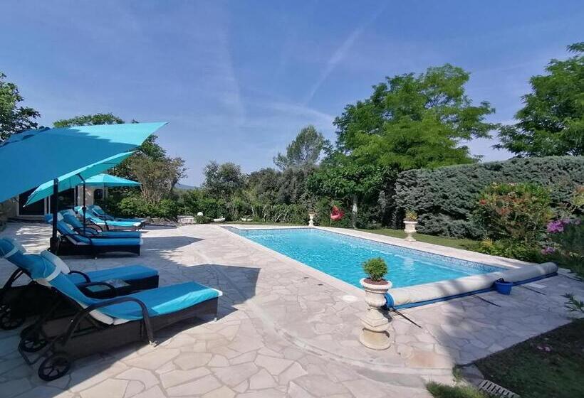 مبيت وإفطار Hôtes Antic Provence