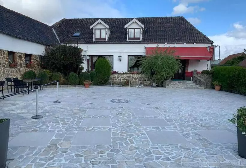 ベッドアンドブレックファースト Mara Ath