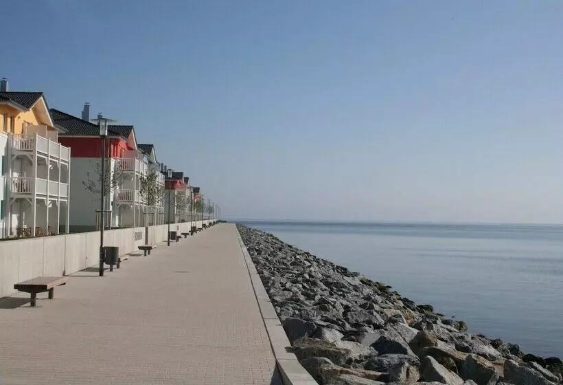 Bright Apartment In Boltenhagen Near Sea