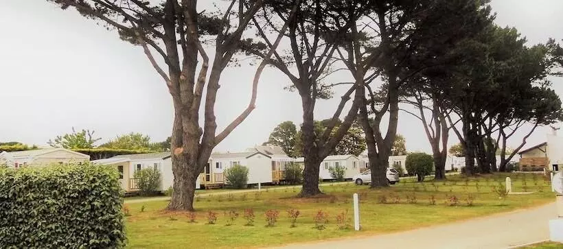 ホテル Camping Park Er Lann