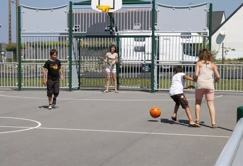 ホテル Camping Park Er Lann