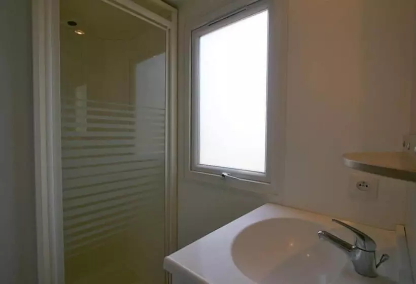 ホテル Camping Park Er Lann