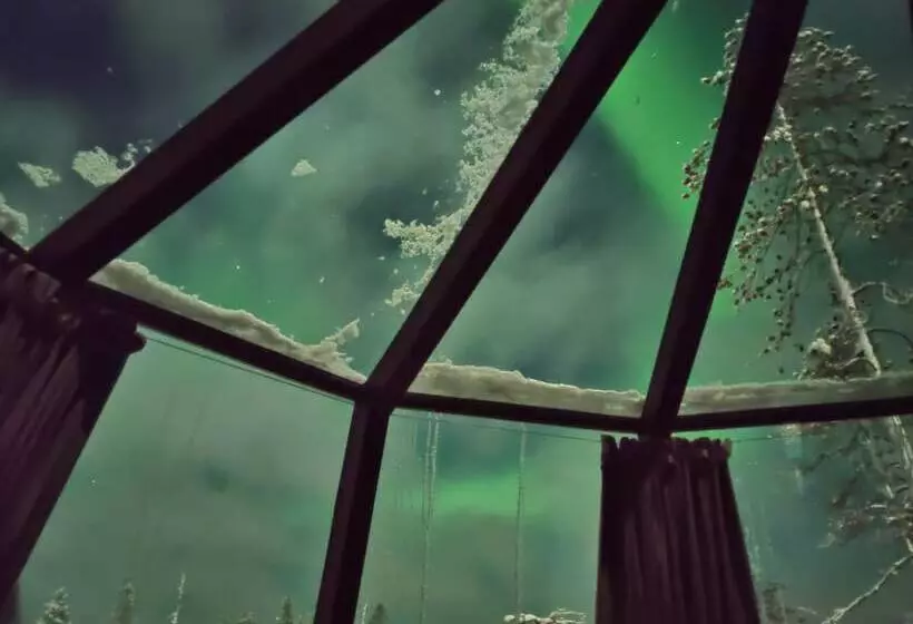 Hotelli Snowlounge Aurorahut Glasigloos Ice