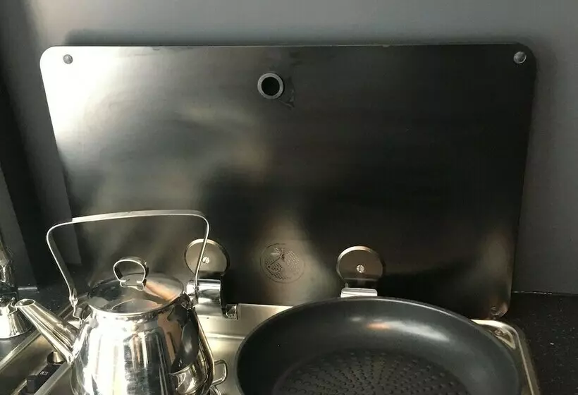 Hotelli Snowlounge Aurorahut Glasigloos Ice