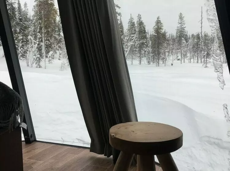 Hotelli Snowlounge Aurorahut Glasigloos Ice