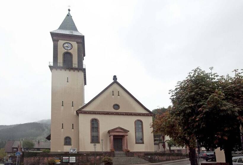 Modern Apartment In Bad Peterstal Griesbach With Vineyards