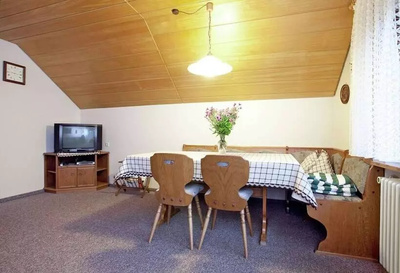 Modern Apartment In Bad Peterstal Griesbach With Vineyards