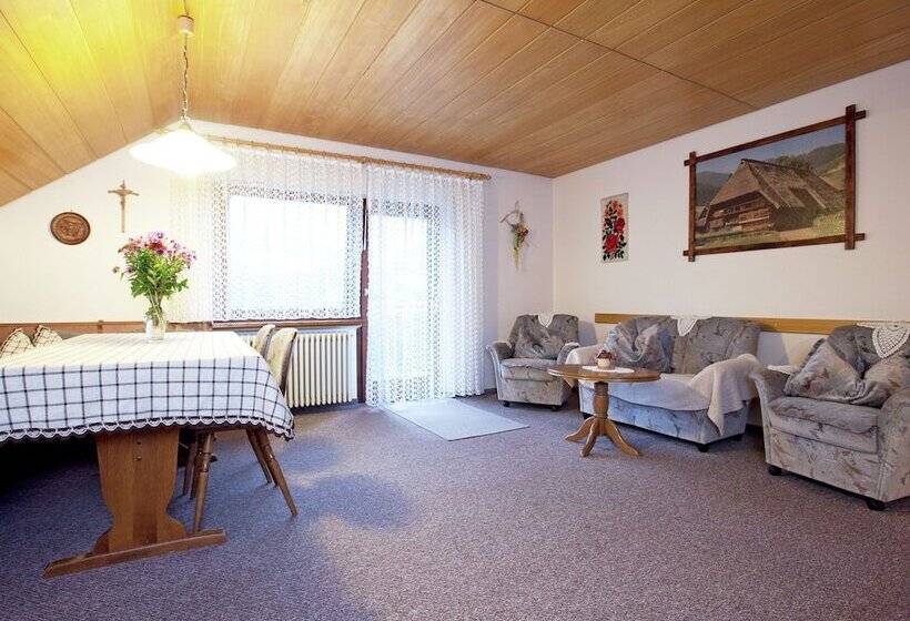 Modern Apartment In Bad Peterstal Griesbach With Vineyards