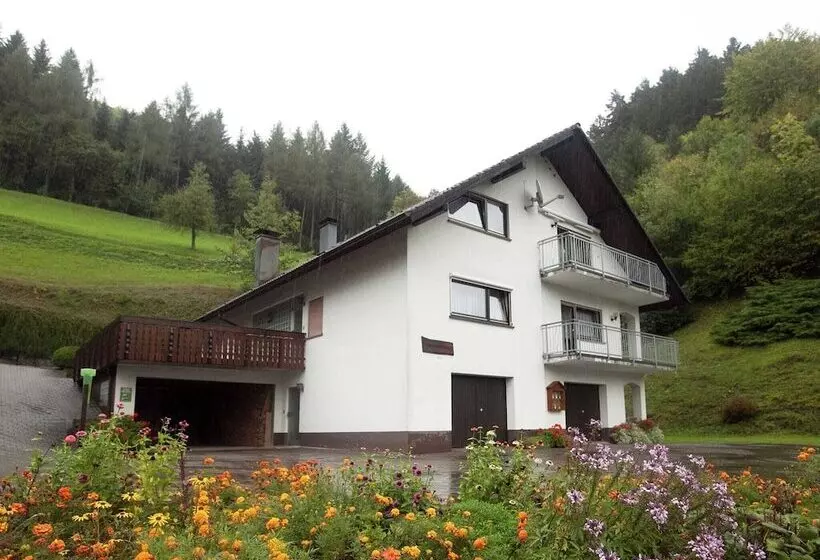 Modern Apartment In Bad Peterstal Griesbach With Vineyards