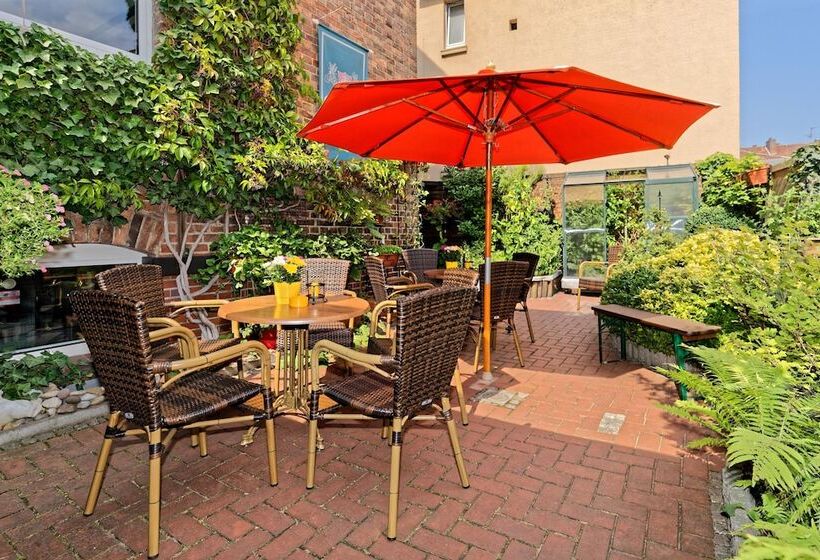 ペンション Moltkestrasse 89