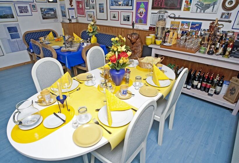 ペンション Moltkestrasse 89