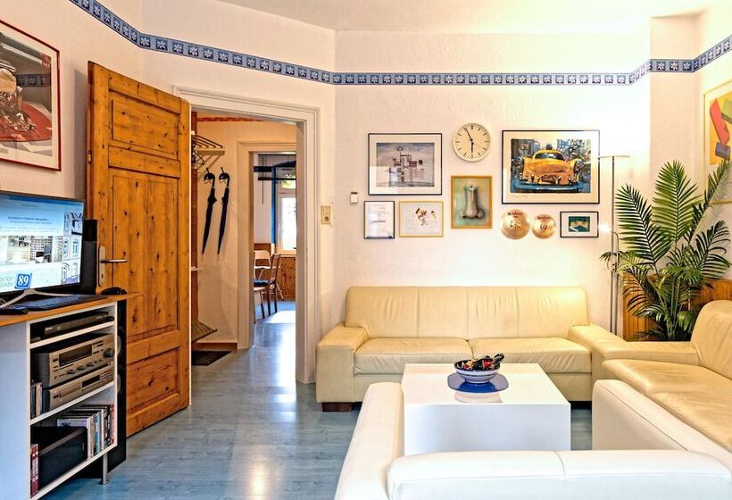 ペンション Moltkestrasse 89