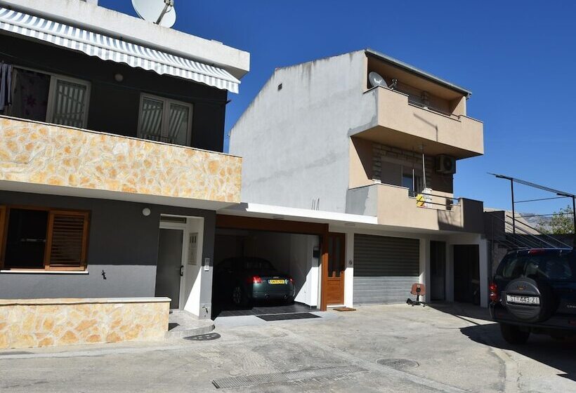 Spacious And Comfortable Apartment, Outside The Historical Centre Of Split
