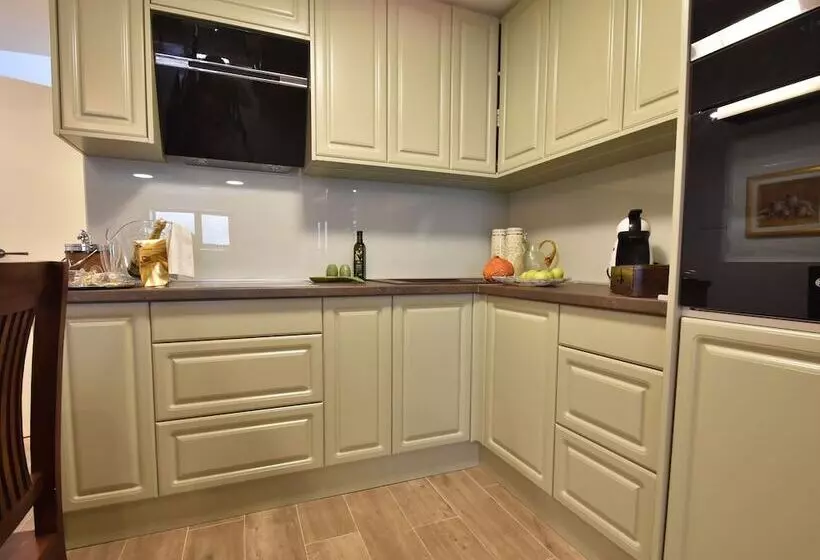 Spacious And Comfortable Apartment, Outside The Historical Centre Of Split