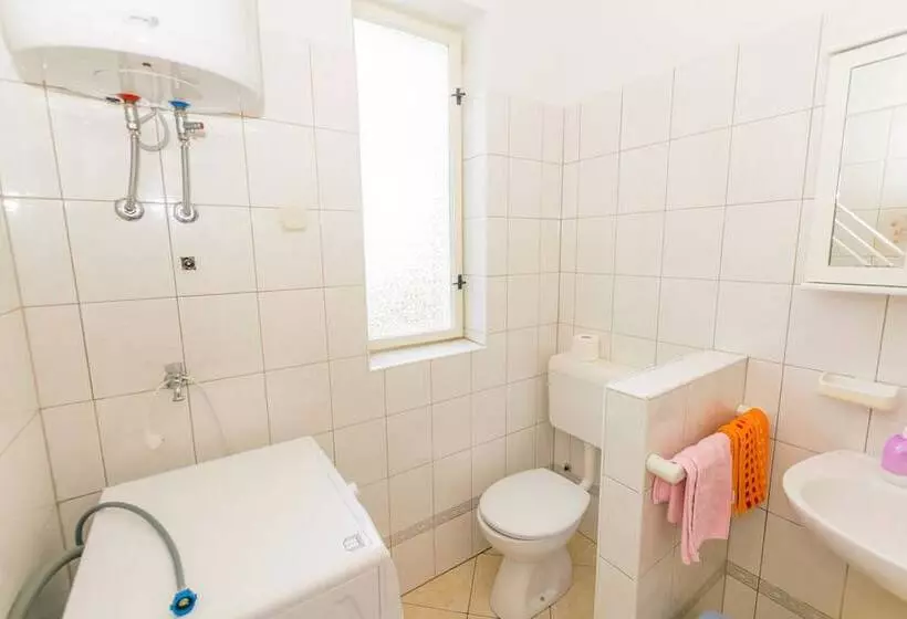 Apartments Grakalic Great Location